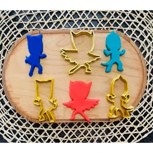 Small Shapes Pj Masks 3'lü Set Kurabiye Kalıbı ve Hamur Kesici