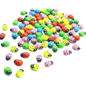 50 Adet Uğur Böceği Yapışkanlı 1 cm x 1 cm