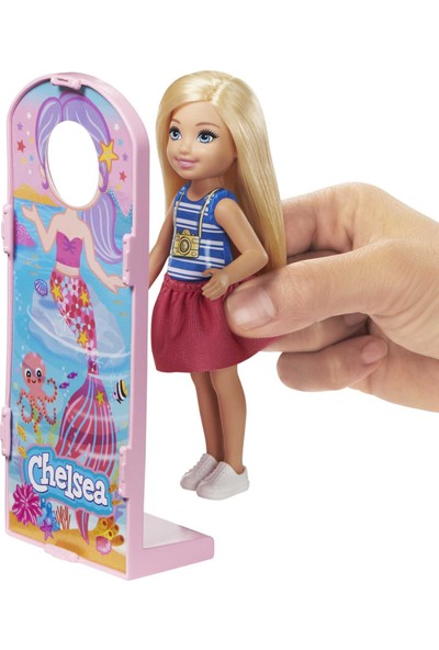 Barbie Club Chelsea Bebek Ve Karnaval Oyun Seti, 15 Cm Boyunda, Sarışın, Giysili Ve Aksesuarlı, Dönme Dolap, Çarpışan Araba, Köpek Ve Daha Fazlası Ghv82