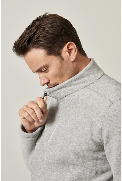 AC&Co / Altınyıldız Classics Erkek Gri Standart Fit Normal Kesim Fermuarlı Bato Yaka Isı Koruyan Polar Sweatshirt