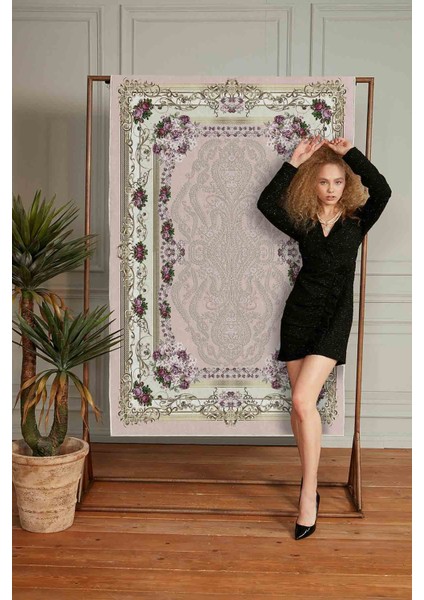 Halı Dekoratif Özel Tasarım Modern İnce Yıkanabilir 800 Gr /M2 Kaymaz Taban Trend Halı fiyatları