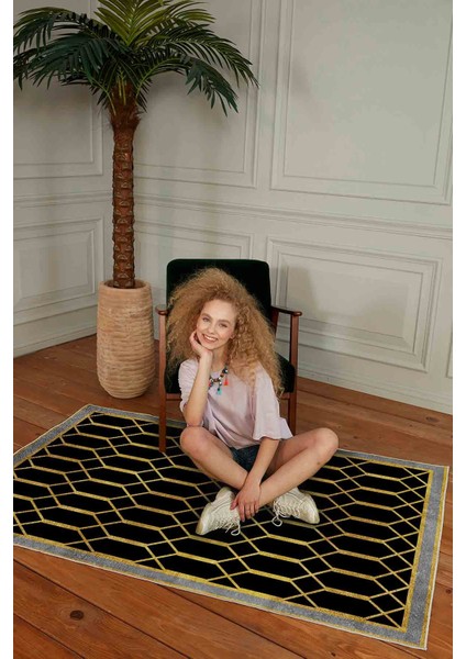 Halı Dekoratif Özel Tasarım Modern İnce Yıkanabilir 800 Gr /M2 Kaymaz Taban Trend Halı fiyatları