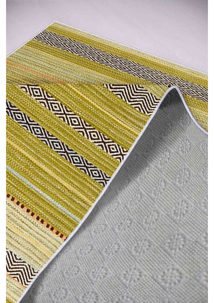 Halı Dekoratif Özel Tasarım Modern İnce Yıkanabilir 800 Gr /M2 Kaymaz Taban Trend Halı modelleri