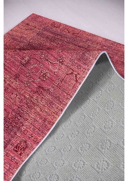 Halı Dekoratif Özel Tasarım Modern İnce Yıkanabilir 800 Gr /M2 Kaymaz Taban Trend Halı modelleri