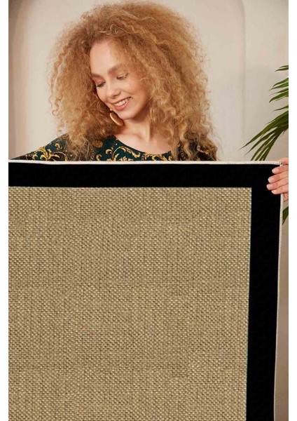 Halı Dekoratif Özel Tasarım Modern İnce Yıkanabilir 800 Gr /M2 Kaymaz Taban Trend Halı modelleri