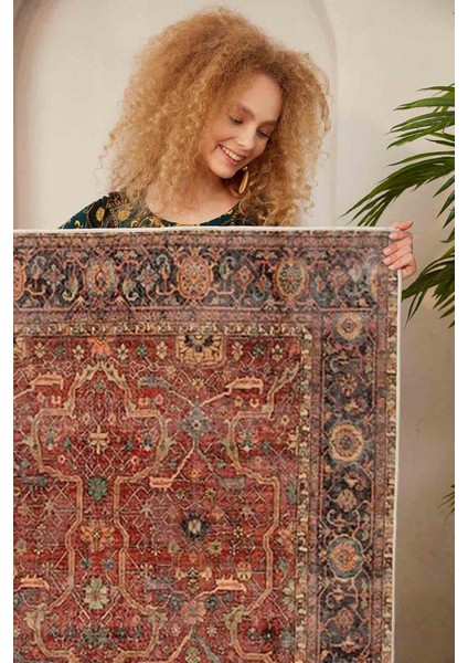 Halı Dekoratif Özel Tasarım Modern İnce Yıkanabilir 800 Gr /M2 Kaymaz Taban Trend Halı modelleri