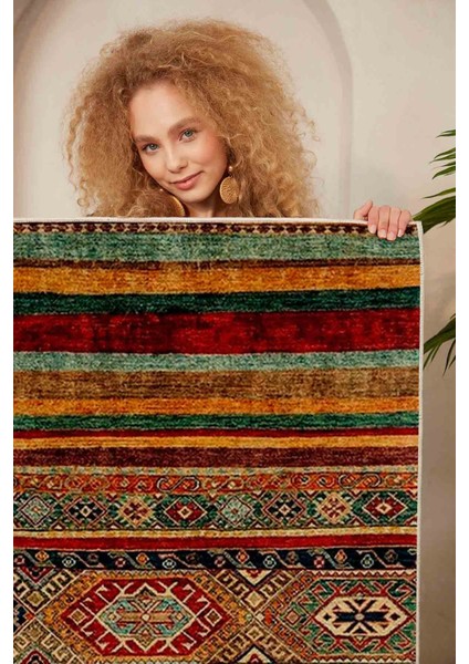 Halı Dekoratif Özel Tasarım Modern İnce Yıkanabilir 800 Gr /M2 Kaymaz Taban Trend Halı modelleri