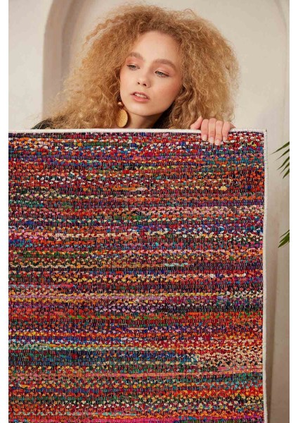 Halı Dekoratif Özel Tasarım Modern İnce Yıkanabilir 800 Gr /M2 Kaymaz Taban Trend Halı modelleri