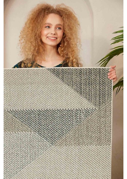Halı Dekoratif Özel Tasarım Modern İnce Yıkanabilir 800 Gr /M2 Kaymaz Taban Trend Halı