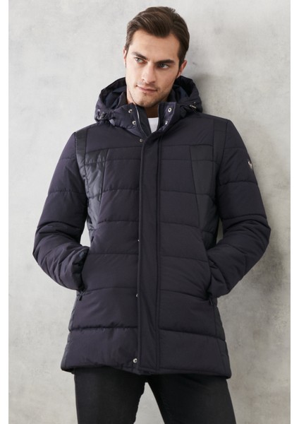 ALTINYILDIZ CLASSICS Erkek Lacivert Standart Fit Dik Yaka Kapüşonlu Casual Siyah Kaban modelleri