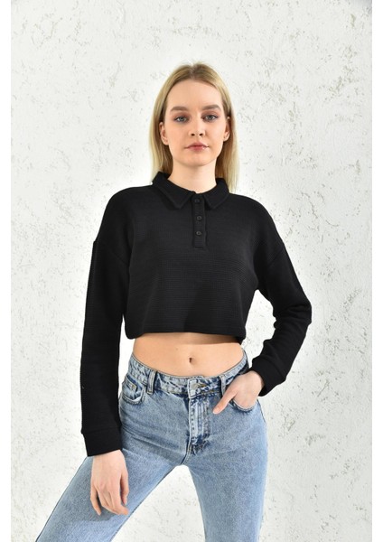 Siyah Polo Yaka Crop Bluz