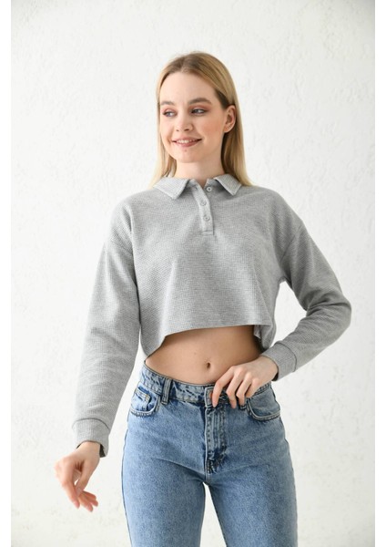Gri Polo Yaka Crop Bluz