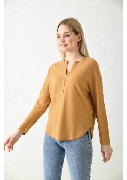 Camel Düğme Detaylı Örme Bluz