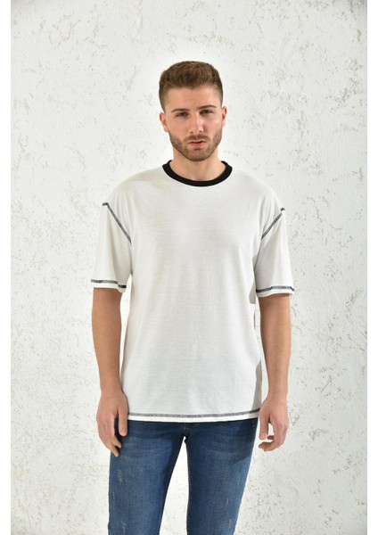 Beyaz Kısa Kollu Renkli Yaka T-Shirt