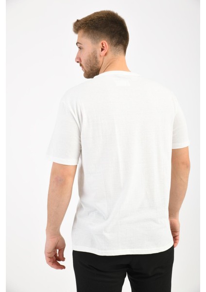 Beyaz Önü Nakışlı Bisiklet Yaka T-Shirt fiyatları