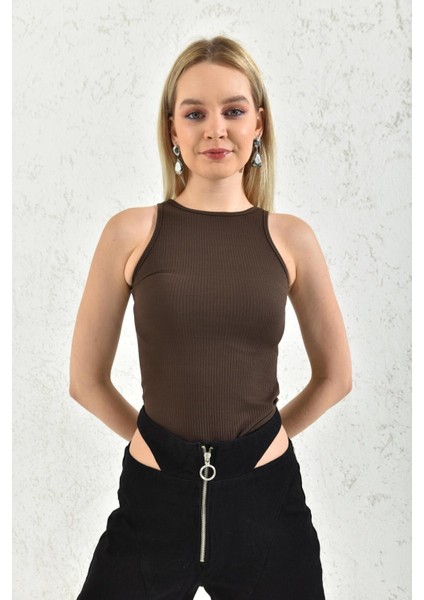 Kahverengi Halter Yaka Çıtçıtlı Body
