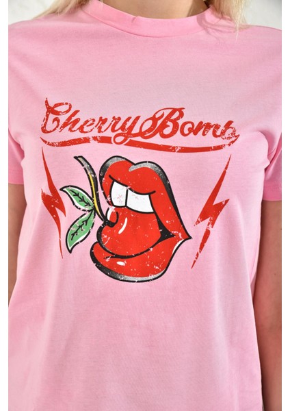 Pembe Bisiklet Yaka Baskı Detaylı T-Shirt modelleri