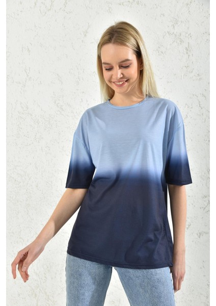 Mavi Bloklu Kısa Kollu T-Shirt