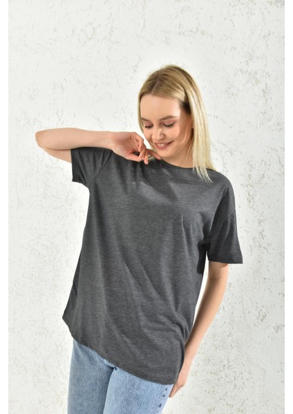 Antrasit Sırt Baskı Detaylı T-Shirt fırsatları