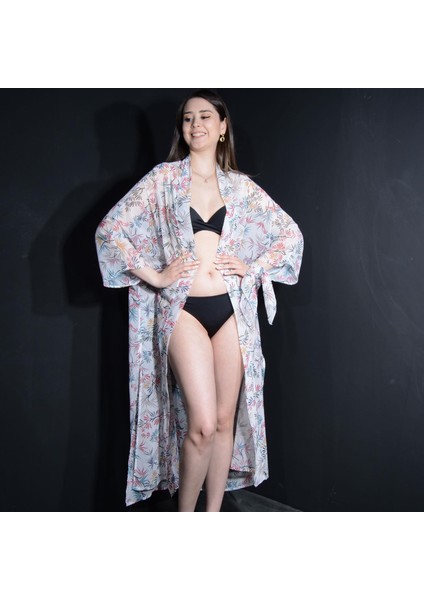 Paredora Damla Çiçekli Beyaz Kimono Pareo