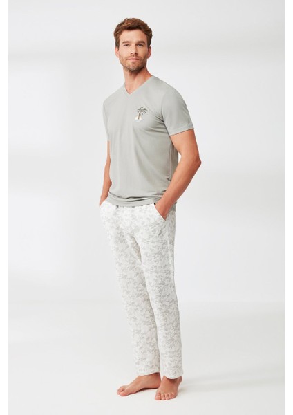 Palmiye Desenli Pijama Takımı