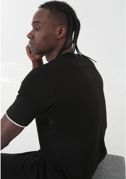 Bd Line Slim-Fit Tişört Siyah fırsatları