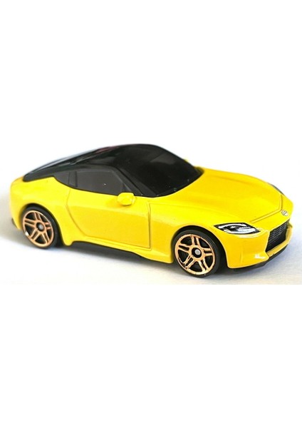 Nissan Z Proto (Factory Fresh 5/10) indirimleri