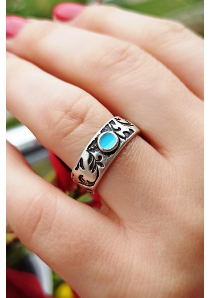 Antik Gümüş Kaplama Mineli Yaprak Desenli El Yapımı Ayarlanabilir Kadın Yüzük