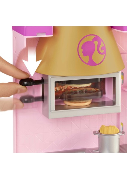 Barbie'nin Restoranı Oyun Seti, 30'dan Fazla Parçası ve 6 Farklı Oyun Alanı Ile, 3-7 Yaş Arası Kızlar Için GXY72