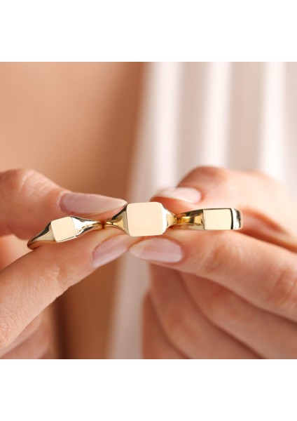 14K Altın Şövalye Yüzük (Kişiselleştir) Kare 0,9 cm