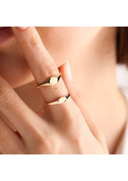 14K Altın Şövalye Yüzük (Kişiselleştir) Beşgen 0,6 cm fırsatları