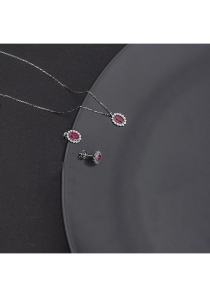 925 Ayar Gümüş Oval Yakut Model Kolye ve Küpe Takı Seti