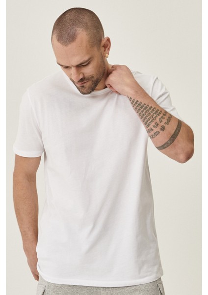 AC&Co / Altınyıldız Classics Erkek Beyaz Slim Fit Dar Kesim Bisiklet Yaka %100 Pamuk 2'li Düz Tişört Paketi