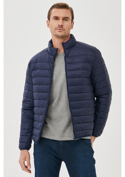 ALTINYILDIZ CLASSICS Erkek Lacivert Standart Fit Normal Kesim Soğuk Geçirmez Casual Mont