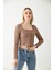 Vizon Düğme Detaylı Örme Crop Bluz 2