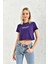 Mor Baskı Detaylı Crop Bluz 5