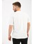 Beyaz Önü Nakışlı Bisiklet Yaka T-Shirt 2