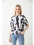 Beyaz Baskı Detaylı Örme T-Shirt 1