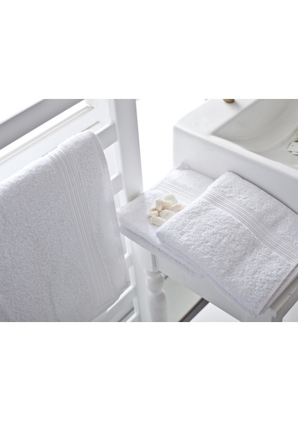 Pure Basic Yüz Havlusu 50x90 Cm Beyaz fırsatları
