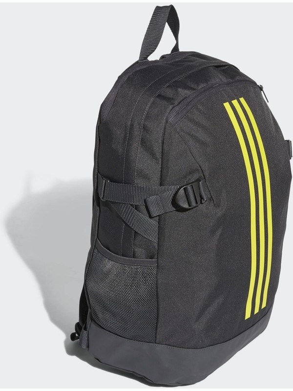 dm7681 adidas