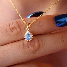 Akua Beyaz Taşlı Minimal Anturaj Damla Gümüş Kolye Küpe Takım