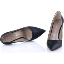 ShoeSSpring Siyah Ince Topuklu Stiletto