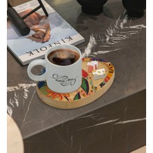 BK Kişiye Özel Çiçekler Tasarımlı Doğal Ahşap Tabaklı Türk Kahvesi Fincanı Sunum Seti Model 1