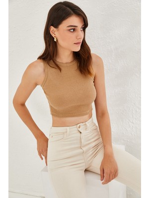 Oshebu Kadın Sıfır Kol Kaşkorse Crop Bluz