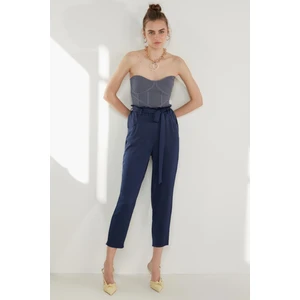 Yüksek Bel Beli Büzgülü Havuç Pantolon