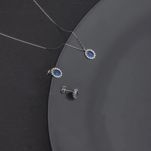 Ravza Gümüş 925 Ayar Gümüş  Oval Safir Model Kolye ve Küpe Takı Seti