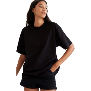 Kadın Siyah Tişört Oversize