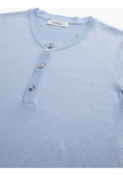 Bebek Mavisi Triko Düğmeli Bisiklet Yaka Tişört