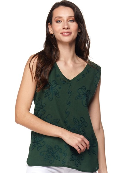 Şile Bezi Yeşil Kolsuz Işleme Detaylı Bluz