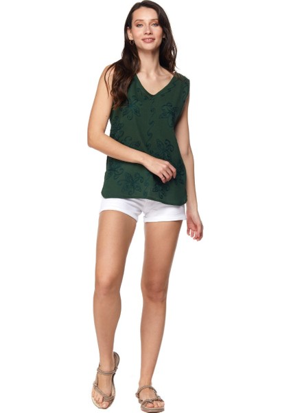 Şile Bezi Yeşil Kolsuz Işleme Detaylı Bluz fırsatları